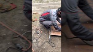 Калитка в гаражных воротах своими руками!