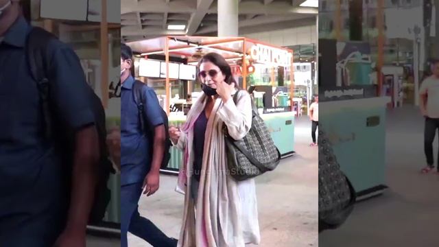 Tabu 😍 🥰 😘 Spotted At Mumbai Airport