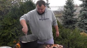 Сливочно-грибной кролик в казане с картошечкой + гарнир. Очень нежно