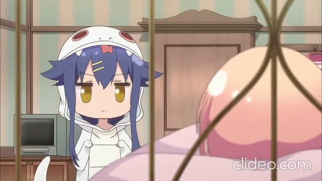 Kuina tries to cure Hinako's cold with Great White Snake bite. смотреть онлайн