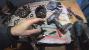 Ремонт генератора ВАз 2101-07 2109 -099 своими руками.Замена подшипников и инструмент.