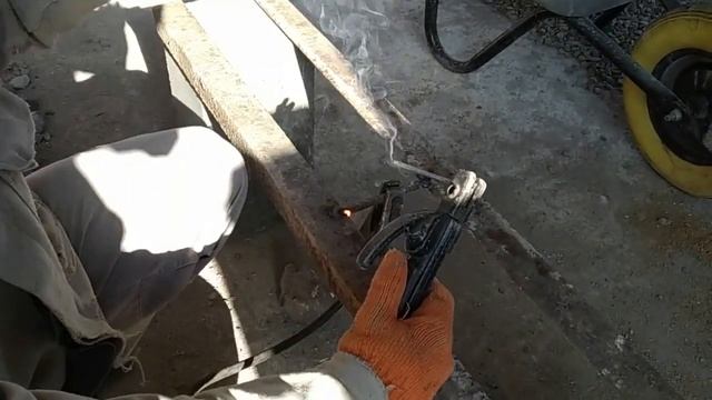 Крепление из уголка для проема двери. Перемычка. смотреть онлайн