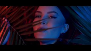 Safari || Serena || vevo