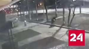 Момент гибели мужчины на элетросамокате попал на видео - Россия 24