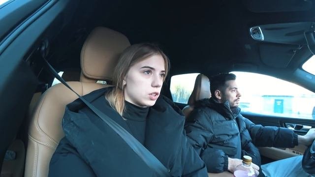 Вернулись в Москву. Чем занимается безработный бездельник?