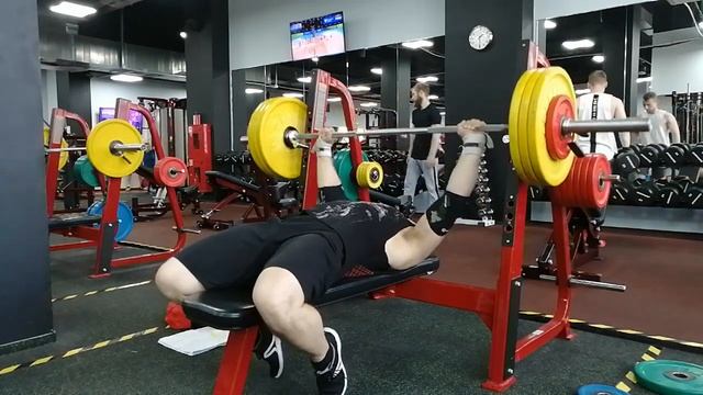 1 Жим лежа,120 смотреть онлайн