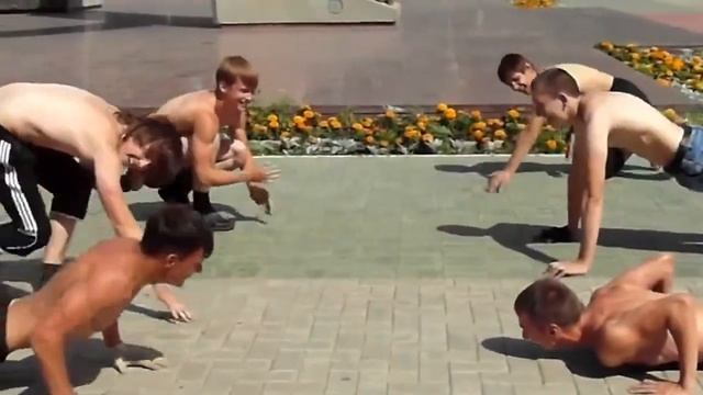 Флешмоб: 10000 отжиманий! "Изо всех сил". г.Тольятти смотреть онлайн