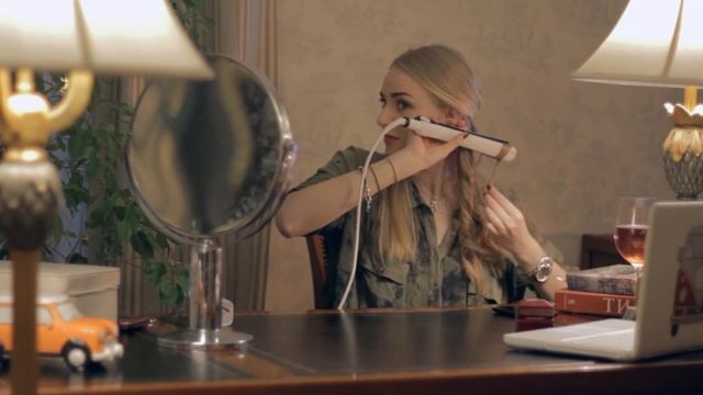 Как за 10 минут накрутить волосы утюжком
