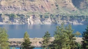 Город Нурек.Красивый вид на реку Вахш,ВОДОСБРОС  и  КАРЬЕР!