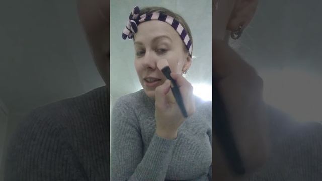 Оновлювальна маска з рожевою глиною ? смотреть онлайн