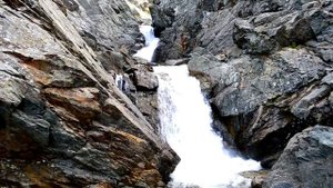 Полярный Урал. Нефритовый водопад.