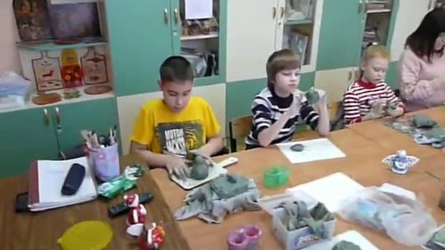 Творческое занятие "Рождественский ангел.Лепка из глины" Преподаватель Демьянкова Ольга Анатольевн смотреть онлайн