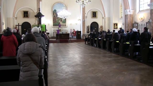 Великая пятница в церкви Лурдской Богоматери
