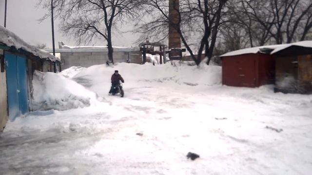 Будет ездиить скутер зимой? смотреть онлайн
