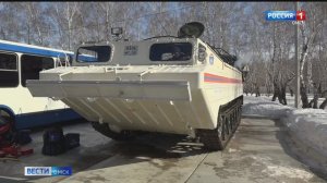 В Омске сотдудники МЧС разбили учебный лагерь для тренировки действий в период половодья.mp4