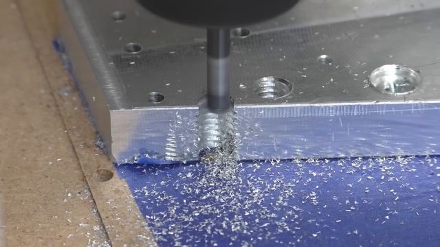 #23. My CNC - Пробую нарезать резьбу на станке с ЧПУ смотреть онлайн