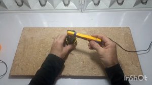 Смотрим характеристики питания с помощью прибора, который..