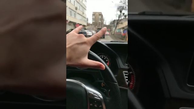 Катя Скалон и Владислав Иванов в сторис 19.04.2020.