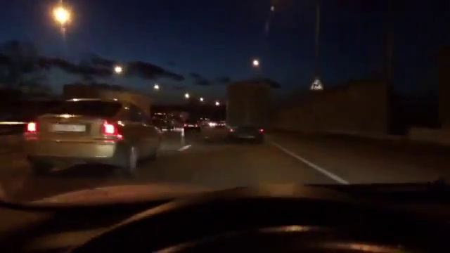 Красота)) "Едем на дачу" - прекрасное совпадение музыки и действия, многие думают, что это монтаж)) смотреть онлайн