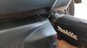 Makita DTD157 removed bolt