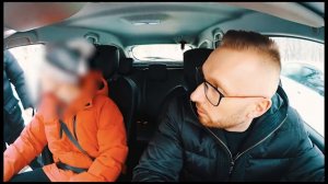 ПАССАЖИР ТАКСИ ПЛЮНУЛ В ПОЛИЦЕЙСКОГО