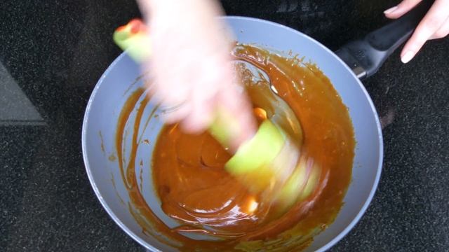 Krem karmelowy , sos toffi смотреть онлайн