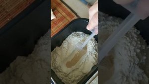 Печём хлеб в хлебопечке Kitfort КТ-304.   Здесь купили http://www.ozon.ru/context/detail/id/1984773