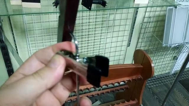 Вешалка деревянная с зажимами TA.3.11.mp4 смотреть онлайн