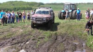 Что же круче - НИВА или Toyota FJ Cruiser ?