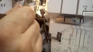 Заправка ниток на оверлоке Janome MyLock 784