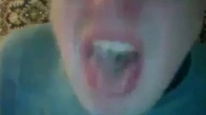 Гешка держался как мог, но пшихнул и обрушил дом и залил всё невесомыми соплями (ГЕННАДИЙ ГОРИН)