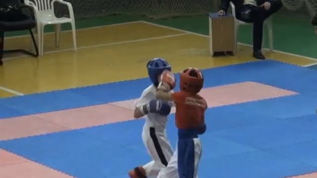 Мутлуай Дениз 2.2 ЛАЙТ 24.10.15 Чемпионат и Первенство Республики Крым по кикбоксингу WAKO смотреть онлайн