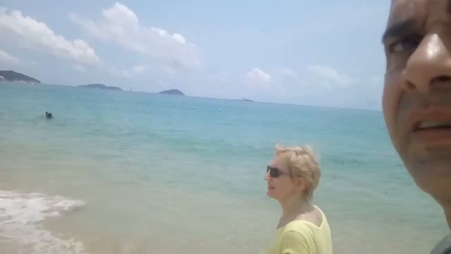 Часть третья .Красивейшая бухта Ялонг Бей,красивый тихий пляж в Хайнанье!