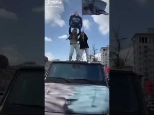 Девушка Литвина купила себе новую Bentley!