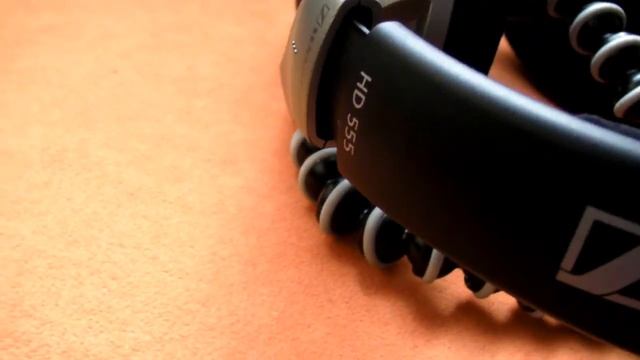 SENNHEISER HD555 the best headphones 3 (HD video) смотреть онлайн