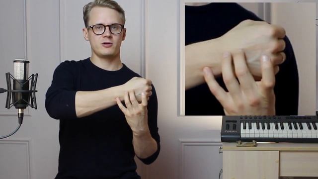 Как заниматься на гитаре/бас-гитаре если нет инструмента под рукой смотреть онлайн