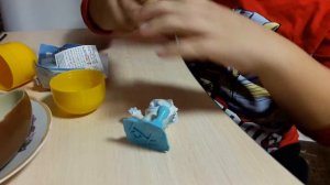 Вова-вова обзор Киндер Сюрприза Kinder Surprise (Surprise eggs unboxing)