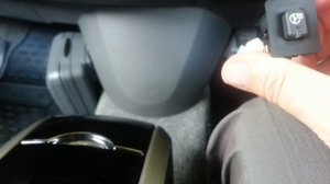 Toyota Prius кнопка подогрева руля