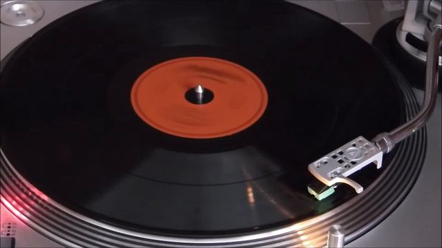 Royal Symphonic Band of the Belgian Guides - Saxophone Concerto, Paul Gilson. Part I (1980) смотреть онлайн