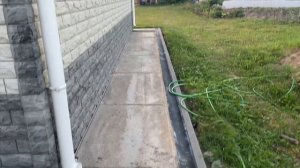 Отвод воды от дома, брусчатка и лотки