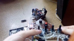 Робот манипулятор гусеничный на ардуино