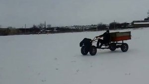 супер дрифт на мотоблоке.