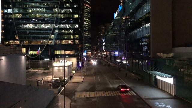Прогулка по Москва-Сити,в метро домой смотреть онлайн