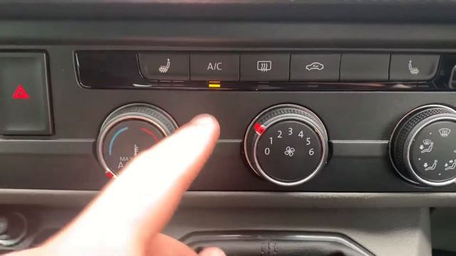 Used Volkswagen Transporter Kombi | Volkswagen Van Centre Lancashire смотреть онлайн