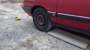 Обслуживание Audi 100 -1986 года: Замена масла на винтажном шедевре! Audi 100 c3