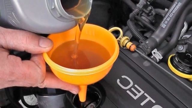 Что будет если в двигателе смешаются два разных масла смотреть онлайн