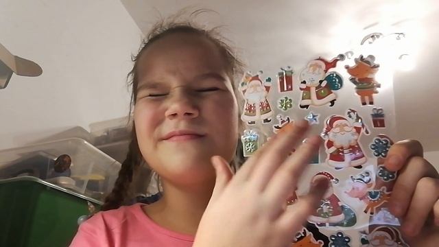 новогодние наклейки ? смотреть онлайн