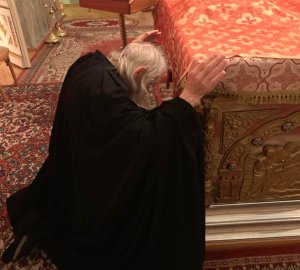 Поклоны. это духовная гимнастика, для здоровья души и тела.  Поучения Афонских старцев