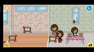 Тока Бока играю с сестренкой в "съедобное несъедобное"