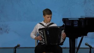 93 Сапогов Роман   Г Свиридов Парень с гармошкой 1